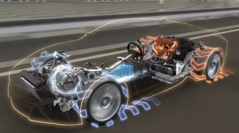 بررسی 3 نسخه سیستم HSD در خودروهای مدرن