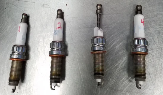 نشانه های تعویض شمع خودرو